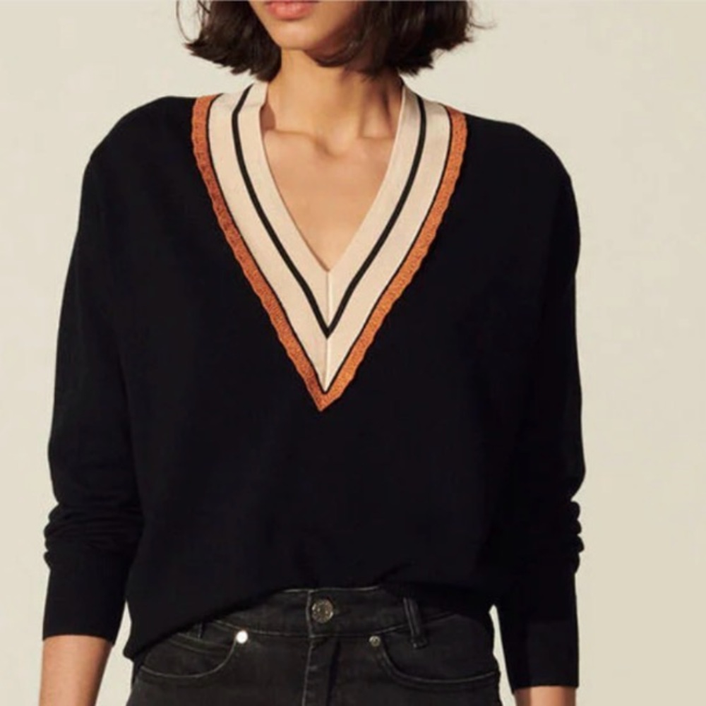 SANDRO Contrasting V-Neck Sweater - Black - Sandro's Size 0 (XS)